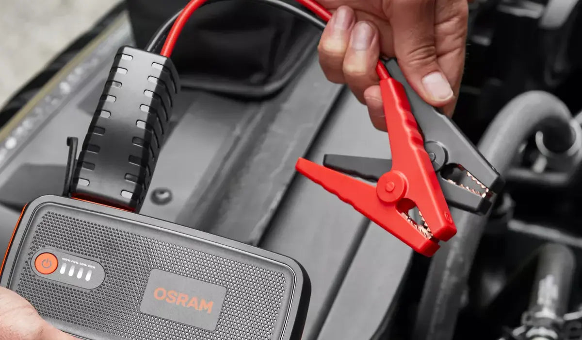 OSRAM BATTERY START300 OBSL300 Avviatore di emergenza per batteria Auto al litio, compatto e potente con funzione power bank